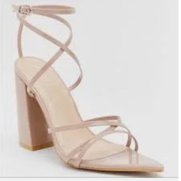 Nasty Girl nude ankle Strappy Prove your point block heel patent sandals Sz 6 - Picture 2 of 9